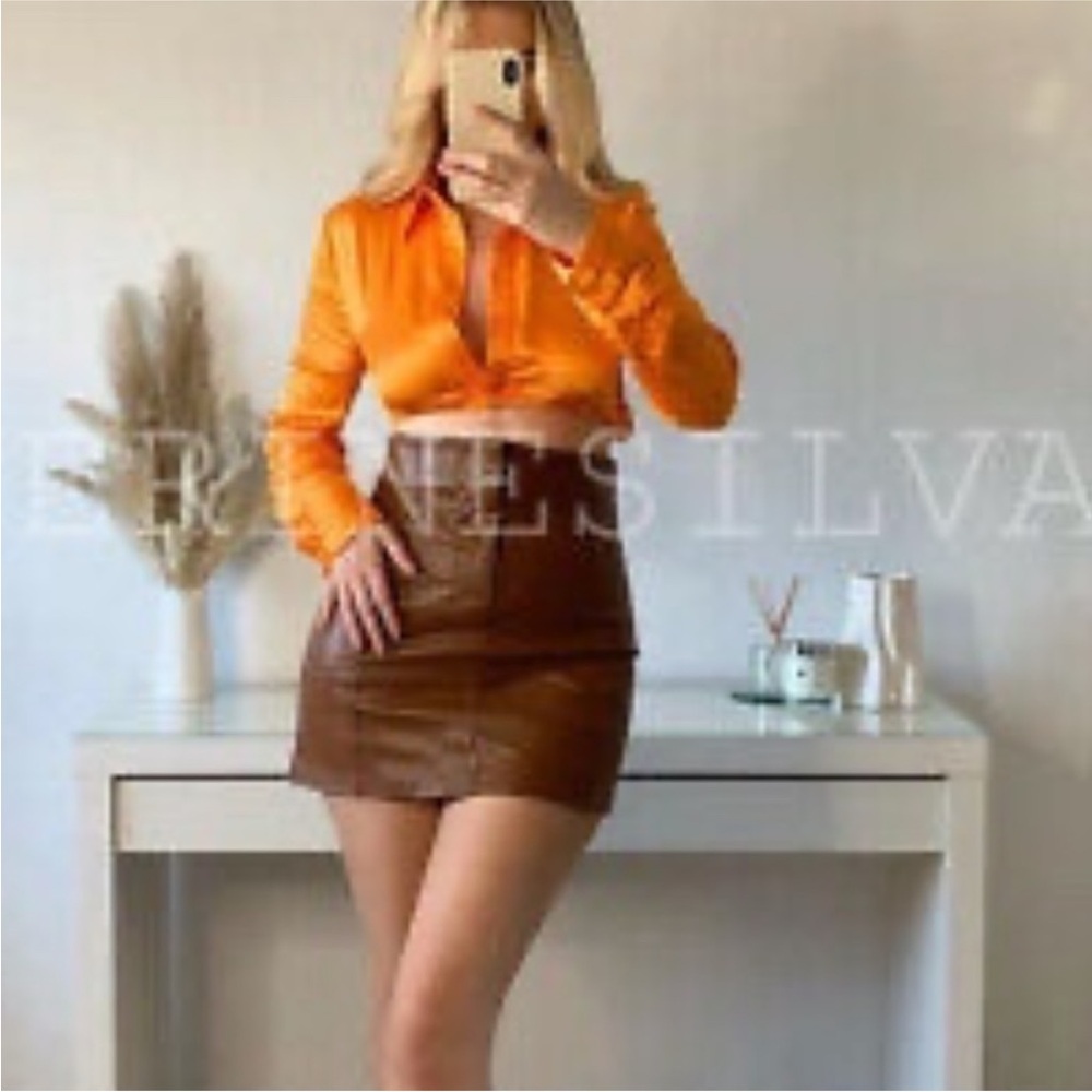 Brand new zara minimalist faux leather Brown Mini Skirt - Picture 2 of 4